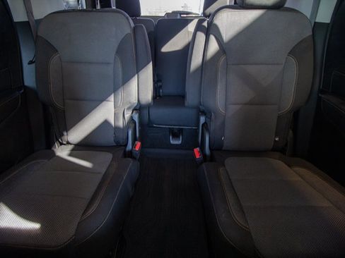 Certified 2019 Chevrolet Traverse LT image 20