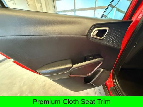 Used 2021 Kia Soul S image 9