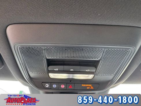 Used 2025 Chevrolet Equinox EV RS FWD image 29