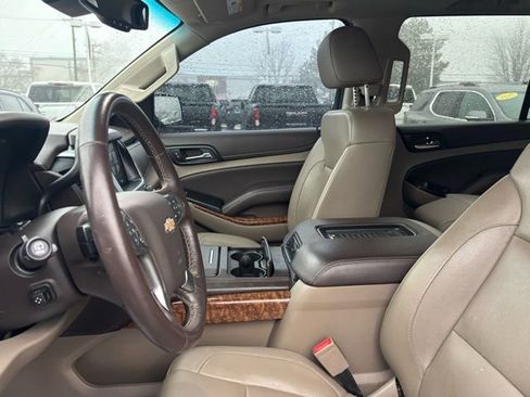 Used 2017 Chevrolet Suburban Premier image 12