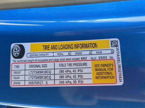 Used 2024 GMC Sierra 1500 AT4 w/ Technology Package image 27