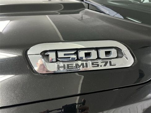 Used 2019 RAM 1500 Limited w/ Advanced Safety Group image 32