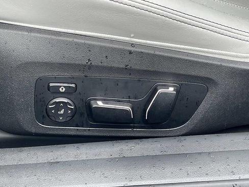 Used 2026 BMW M4 xDrive Competition w/ Executive Package image 15