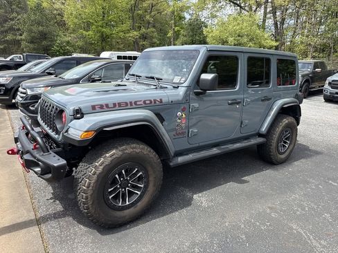 Used 2024 Jeep Wrangler Unlimited Rubicon image 6