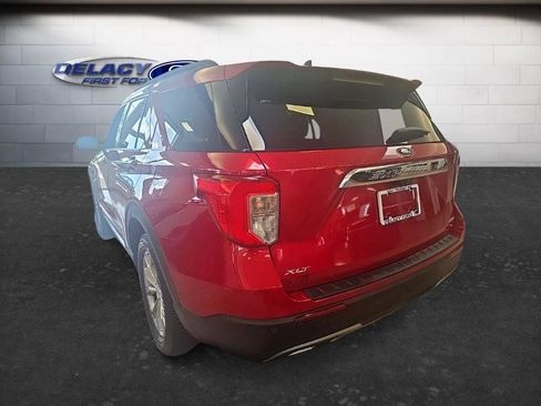 Used 2021 Ford Explorer XLT w/ Equipment Group 202A AWD/4WD image 4