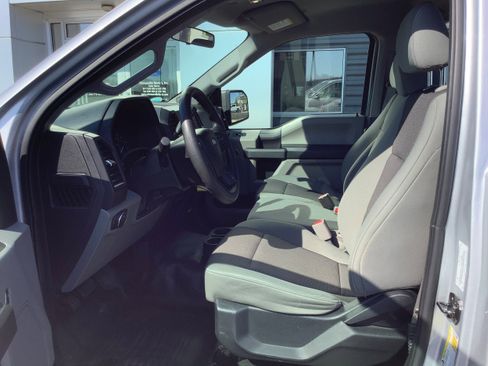 Used 2017 Ford F150 XL w/ Equipment Group 101A Mid image 7