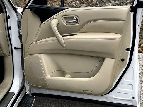 Used 2021 INFINITI QX80 Luxe w/ Cargo Package image 21