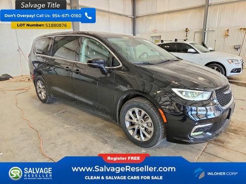 Used 2024 Chrysler Pacifica Touring-L AWD/4WD image 5