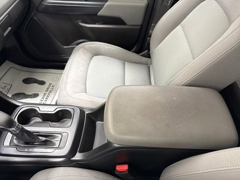 Used 2022 Chevrolet Colorado W/T w/ WT Convenience Package image 30