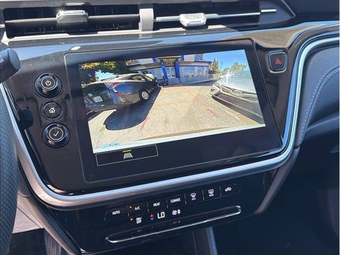 Used 2023 Chevrolet Bolt EUV LT w/ Driver Confidence Package FWD image 12