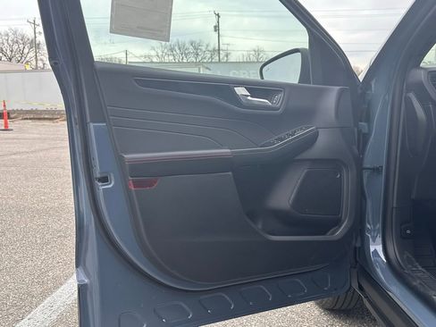New 2026 Ford Escape ST-Line w/ Cold Weather Package image 10