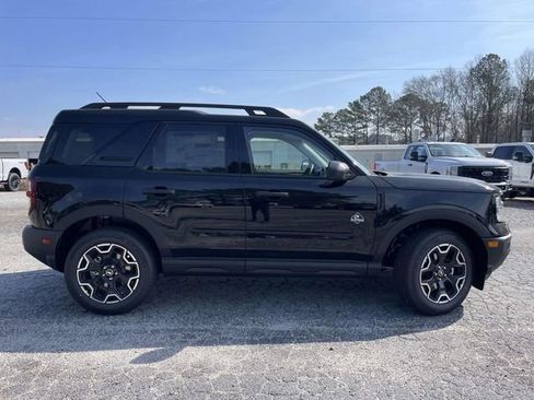 New 2026 Ford Bronco Sport Outer Banks AWD/4WD image 2
