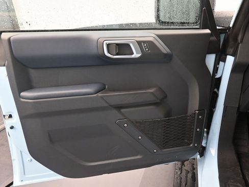 New 2025 Ford Bronco Heritage Edition image 12