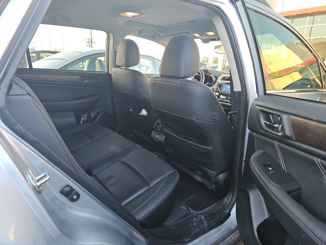 Used 2019 Subaru Outback 2.5i Limited AWD/4WD image 8