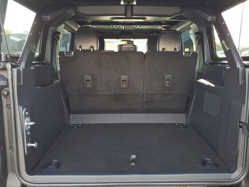 Used 2023 Ford Bronco Badlands AWD/4WD image 10