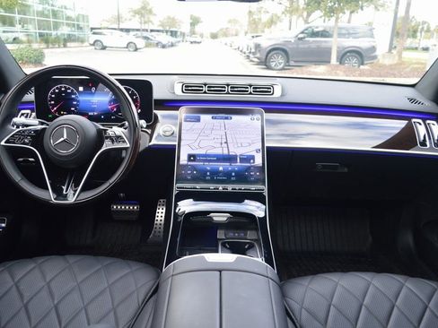 Used 2025 Mercedes-Benz S 580 S 580 image 35