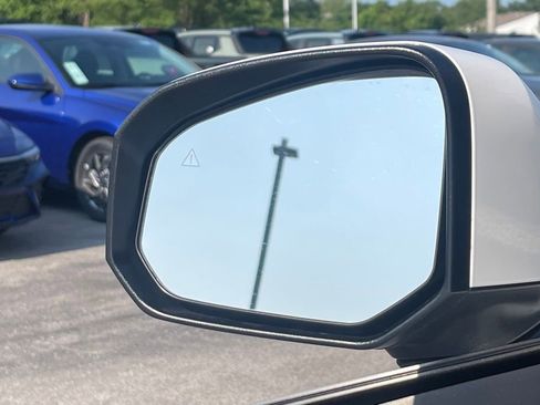 Used 2024 Hyundai Santa Fe Limited image 11