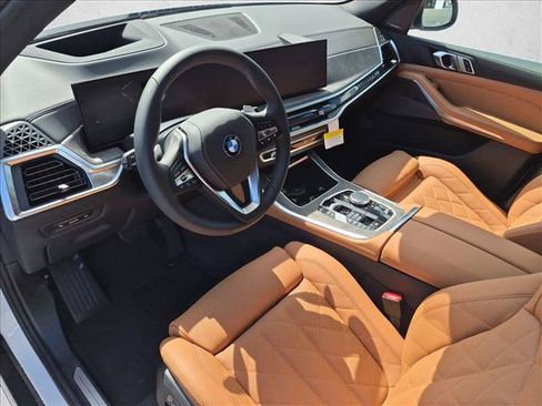 New 2026 BMW X5 xDrive50e AWD/4WD image 3