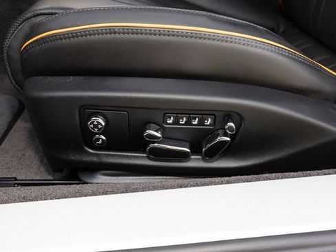 Used 2026 Bentley Continental GT AWD/4WD image 31