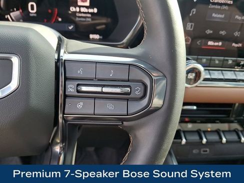 Used 2025 GMC Canyon AT4 w/ Technology Plus Package image 8