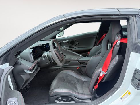 Used 2023 Chevrolet Corvette Stingray Premium Conv w/ Stealth Interior Trim Package RWD image 10