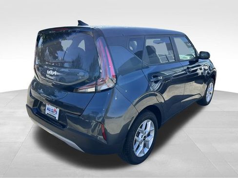 Used 2025 Kia Soul S image 9