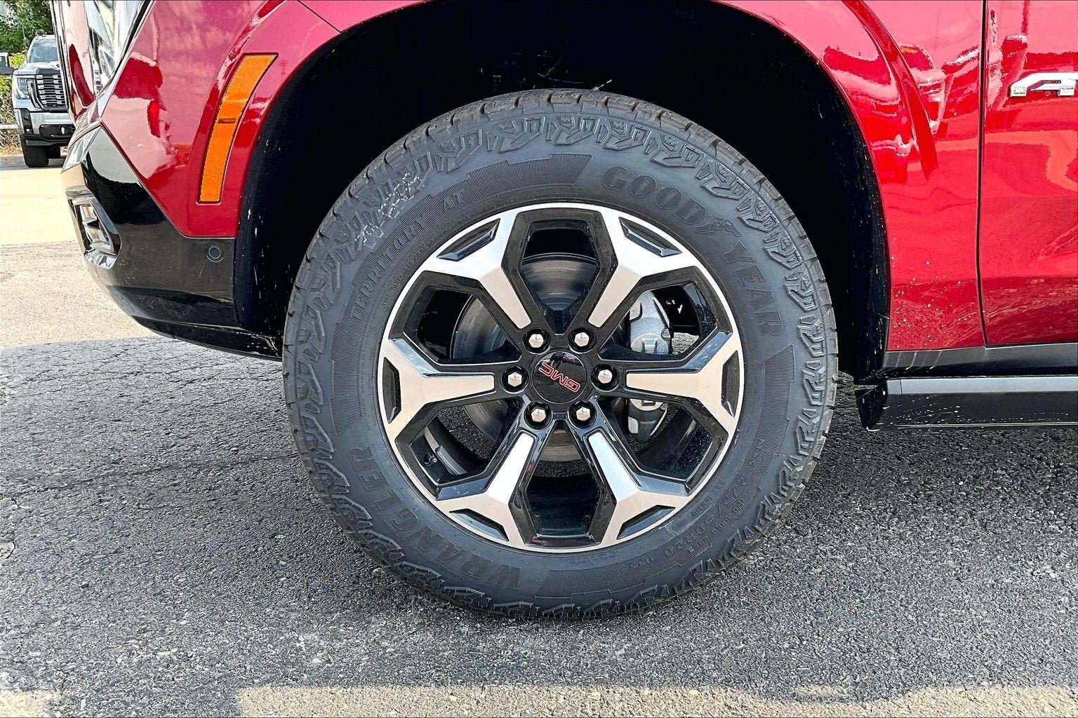New 2026 GMC Yukon AT4 w/ AT4 Premium Plus Package AWD/4WD image 12