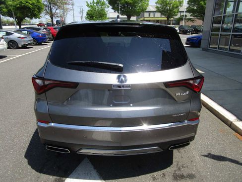 Certified 2025 Acura MDX SH-AWD w/ Technology Package image 6