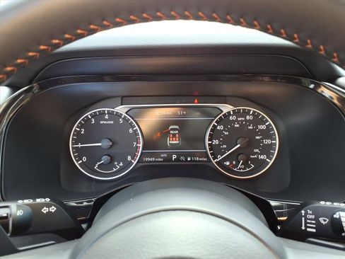 Used 2025 Nissan Pathfinder Rock Creek AWD/4WD image 15
