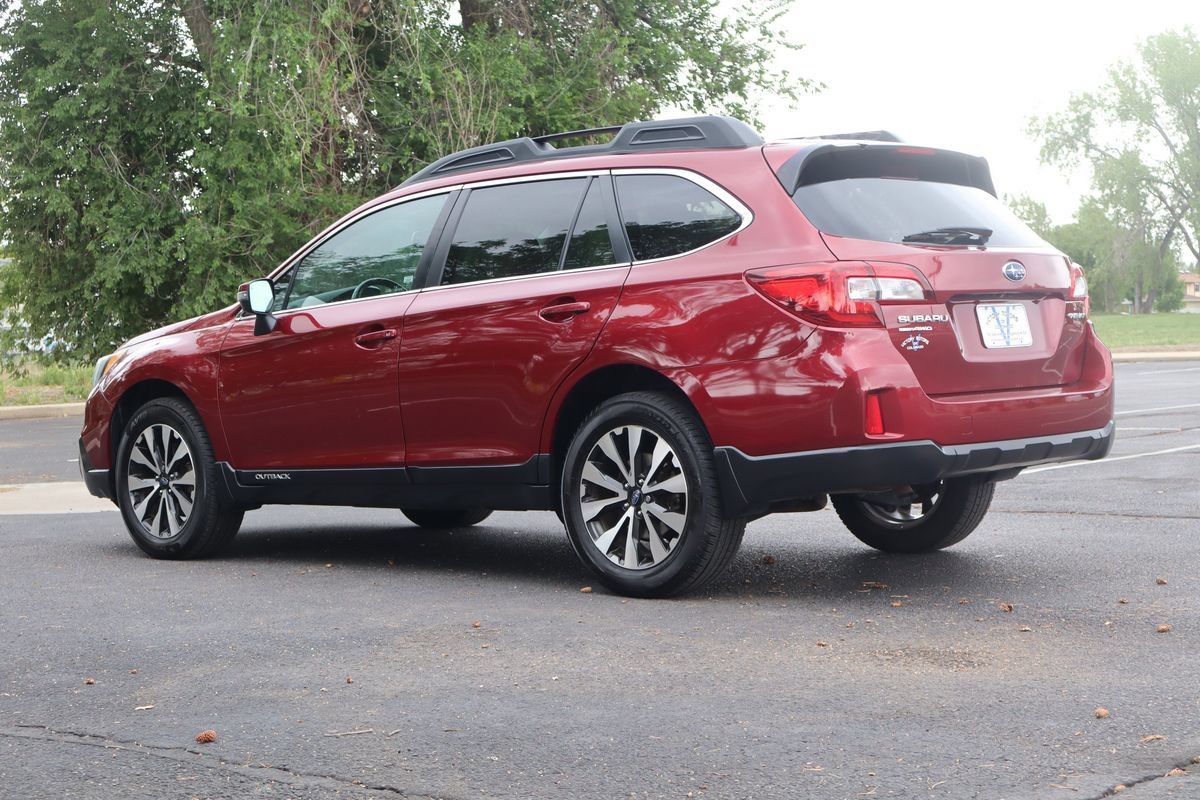 Used 2015 Subaru Outback 2.5i Limited AWD/4WD image 7
