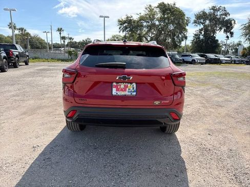 New 2026 Chevrolet Trax RS FWD image 8