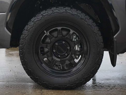 Used 2024 Toyota Tundra Platinum image 7