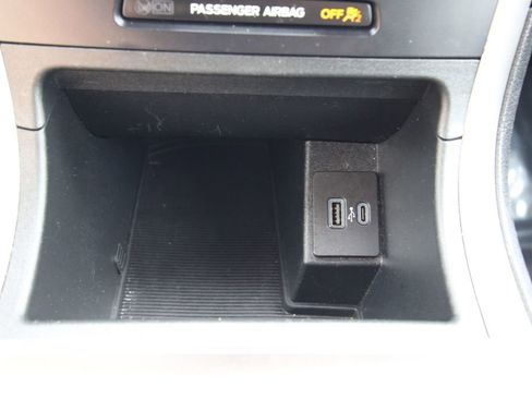 Used 2024 Ford Edge SEL AWD/4WD image 27