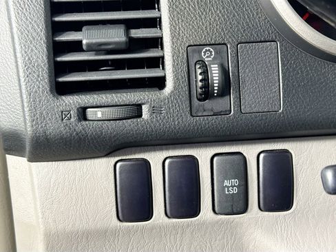 Used 2006 Toyota 4Runner SR5 image 10