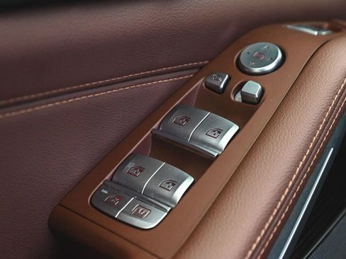 Used 2020 BMW X7 xDrive40i w/ Premium Package image 10