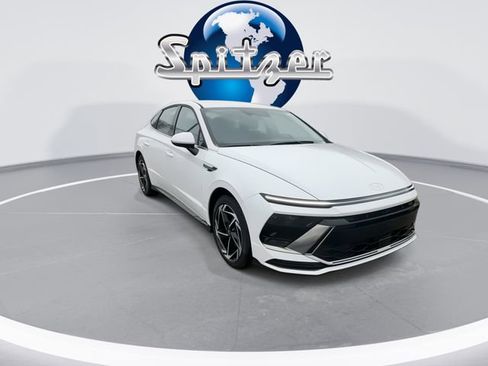 New 2026 Hyundai Sonata SEL AWD/4WD image 2