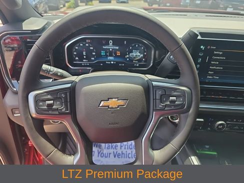 Used 2025 Chevrolet Silverado 2500 LTZ w/ LTZ Premium Package AWD/4WD image 13