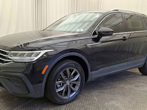 Used 2022 Volkswagen Tiguan SE image 7