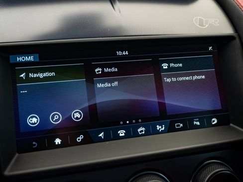 Used 2022 Jaguar F-TYPE R image 28