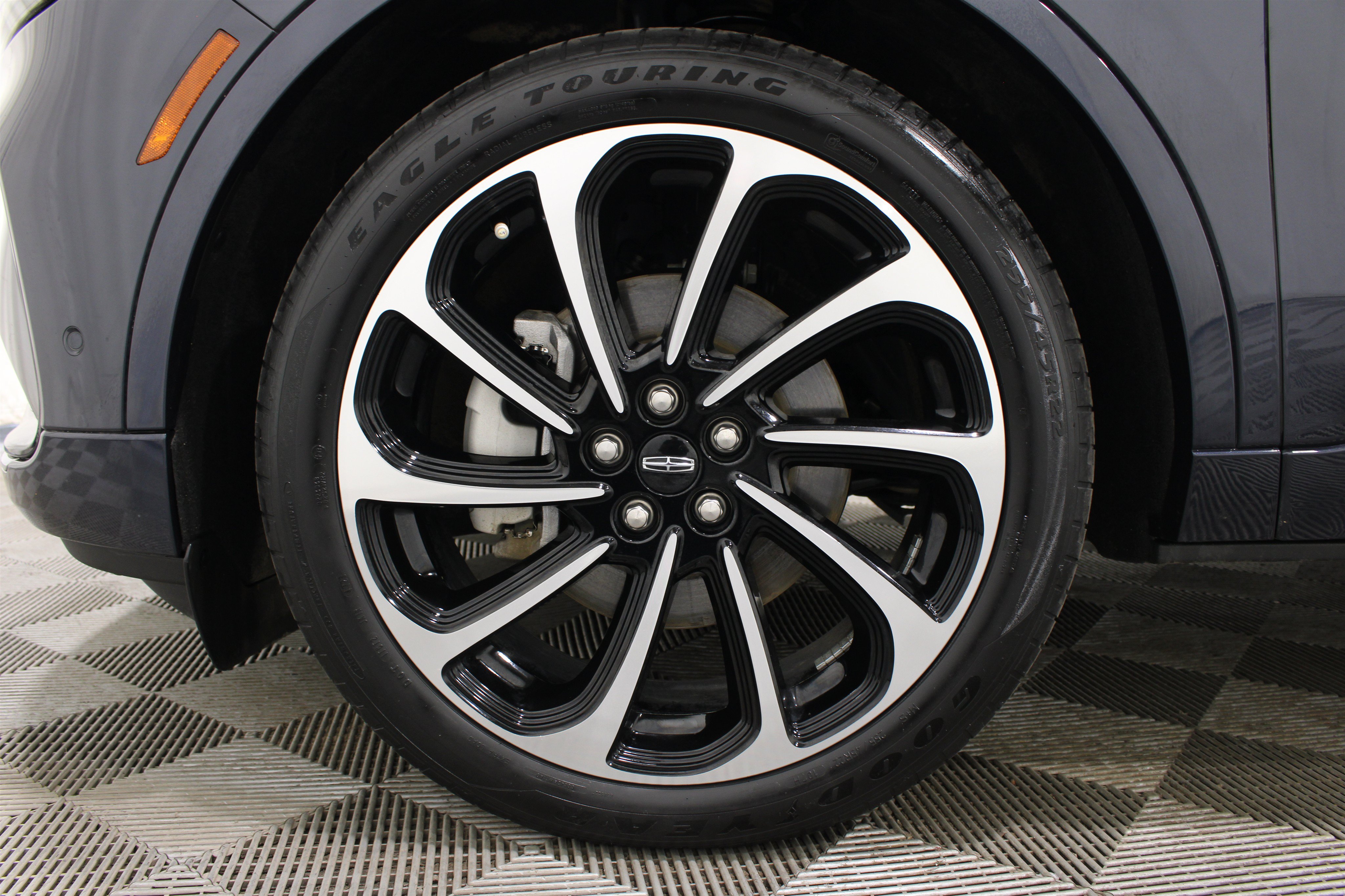 Used 2024 Lincoln Nautilus Black Label AWD/4WD image 41
