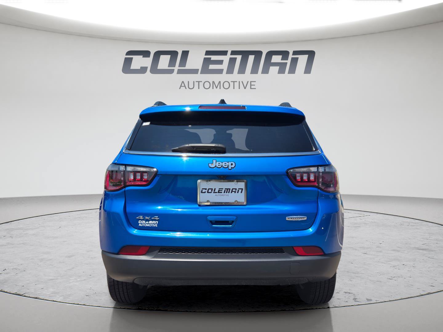 Used 2024 Jeep Compass Latitude AWD/4WD image 12