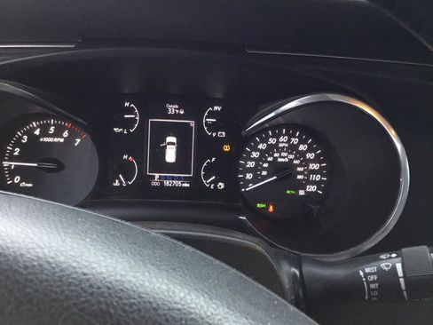 Used 2019 Toyota Sequoia SR5 image 14