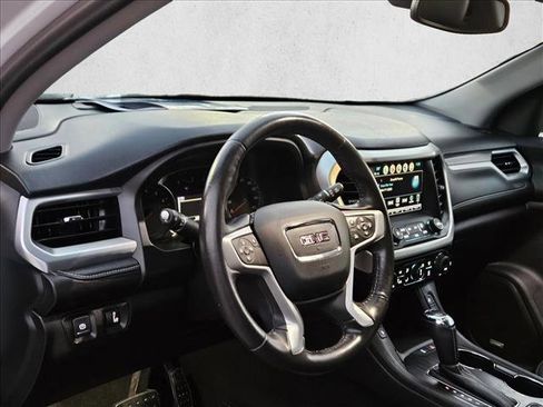 Used 2019 GMC Acadia SLT image 10