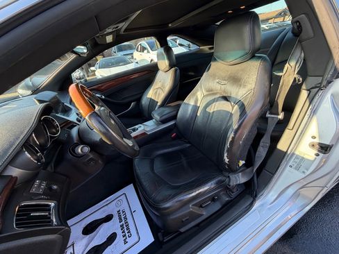 Used 2011 Cadillac CTS Premium image 11