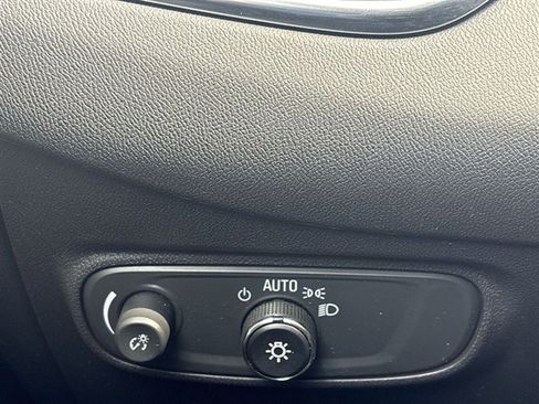 Certified 2024 Chevrolet Equinox LT image 17