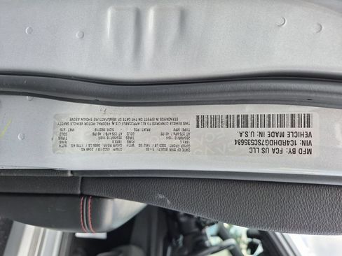 Used 2025 Dodge Durango GT RWD image 39