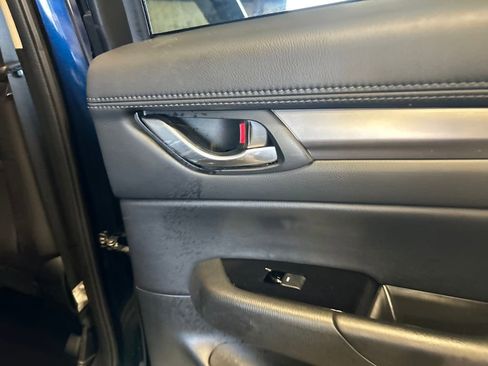 Used 2022 MAZDA CX-5 AWD 2.5 S w/ Select Package image 36