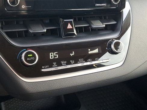 Certified 2021 Toyota Corolla LE image 15