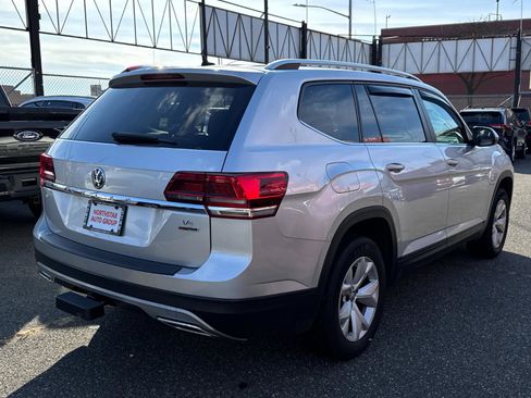 Used 2019 Volkswagen Atlas SE w/ Towing Package image 4