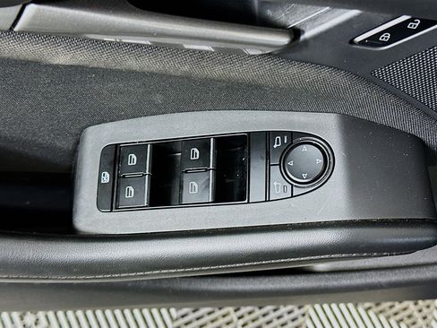 Used 2025 MAZDA MAZDA3 s image 15